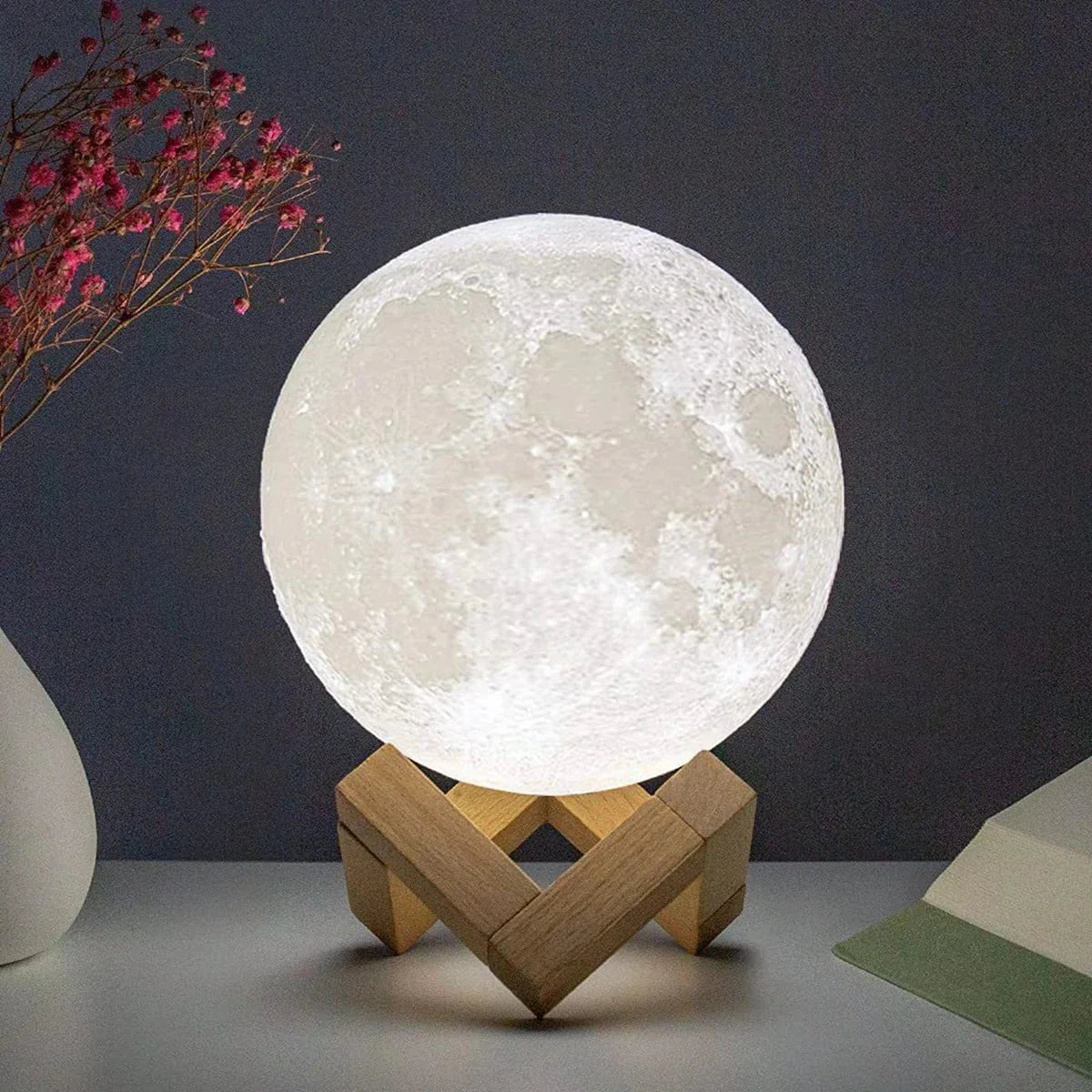 D5 Starry Moon Lamp (8cm) – LED Night Light with 7 Color Options and a Sturdy Modern Stand, Perfect for Bedroom Decor and Gifts.