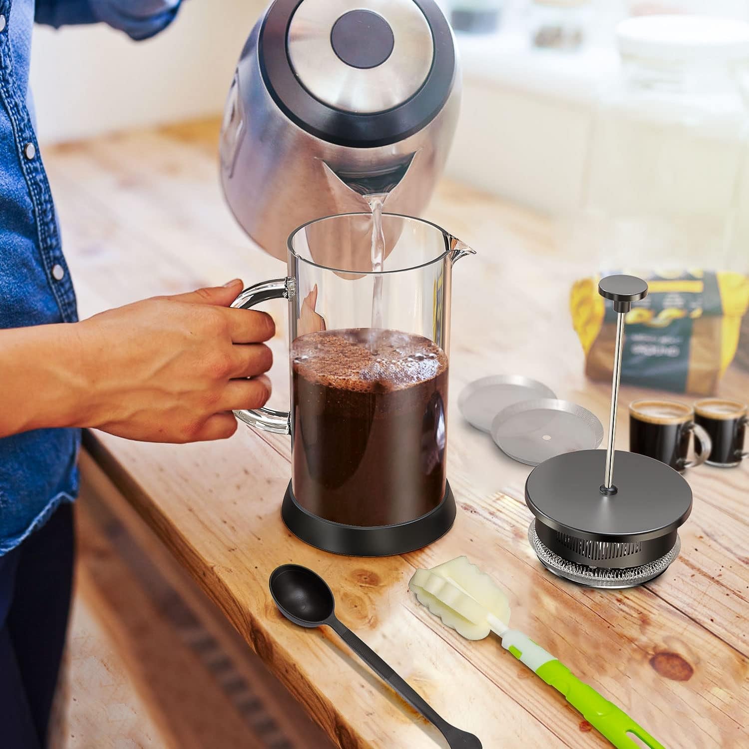 Durable Glass French Press Coffee Maker with 4 Filter, 20Oz French Coffee Press with Glass Handle and Non-Slip Silicone Base Precise Scale, Easy to Clean,Portable Heat Resistant